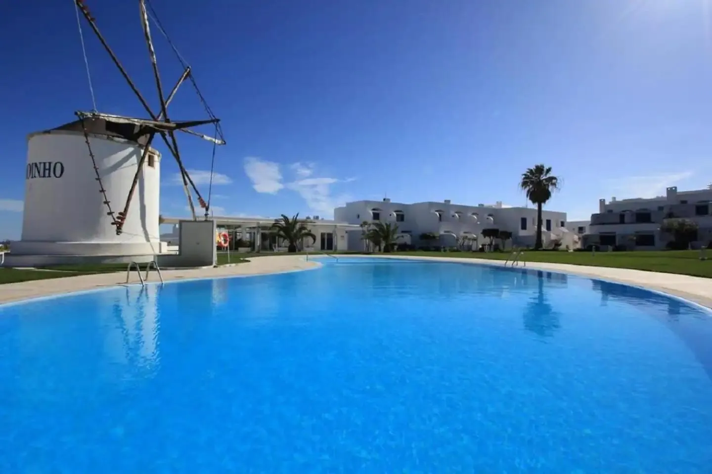 Tac - Windmill Oceanfront Villa Albufeira Portugal