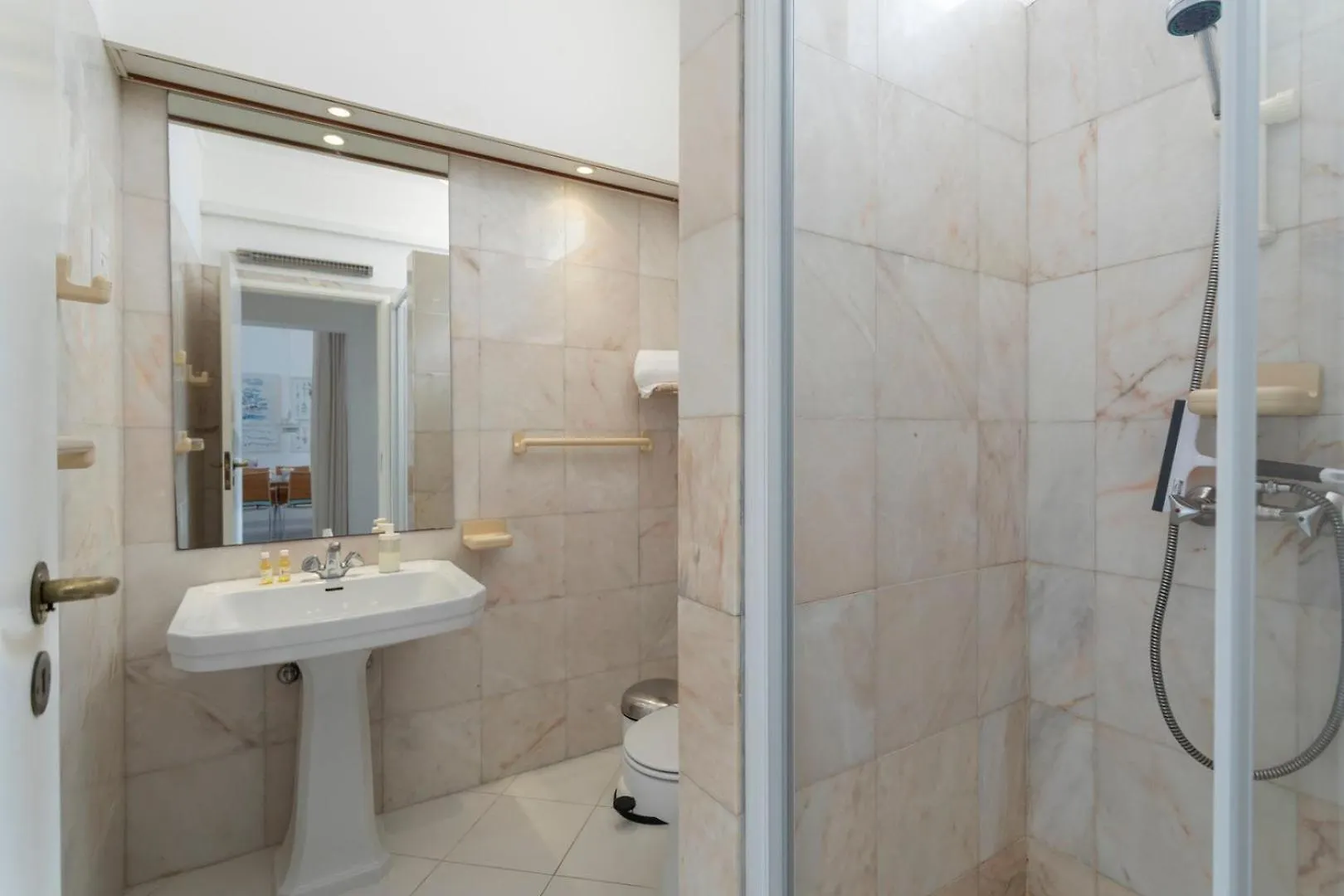 Tac - Windmill Oceanfront Villa Albufeira